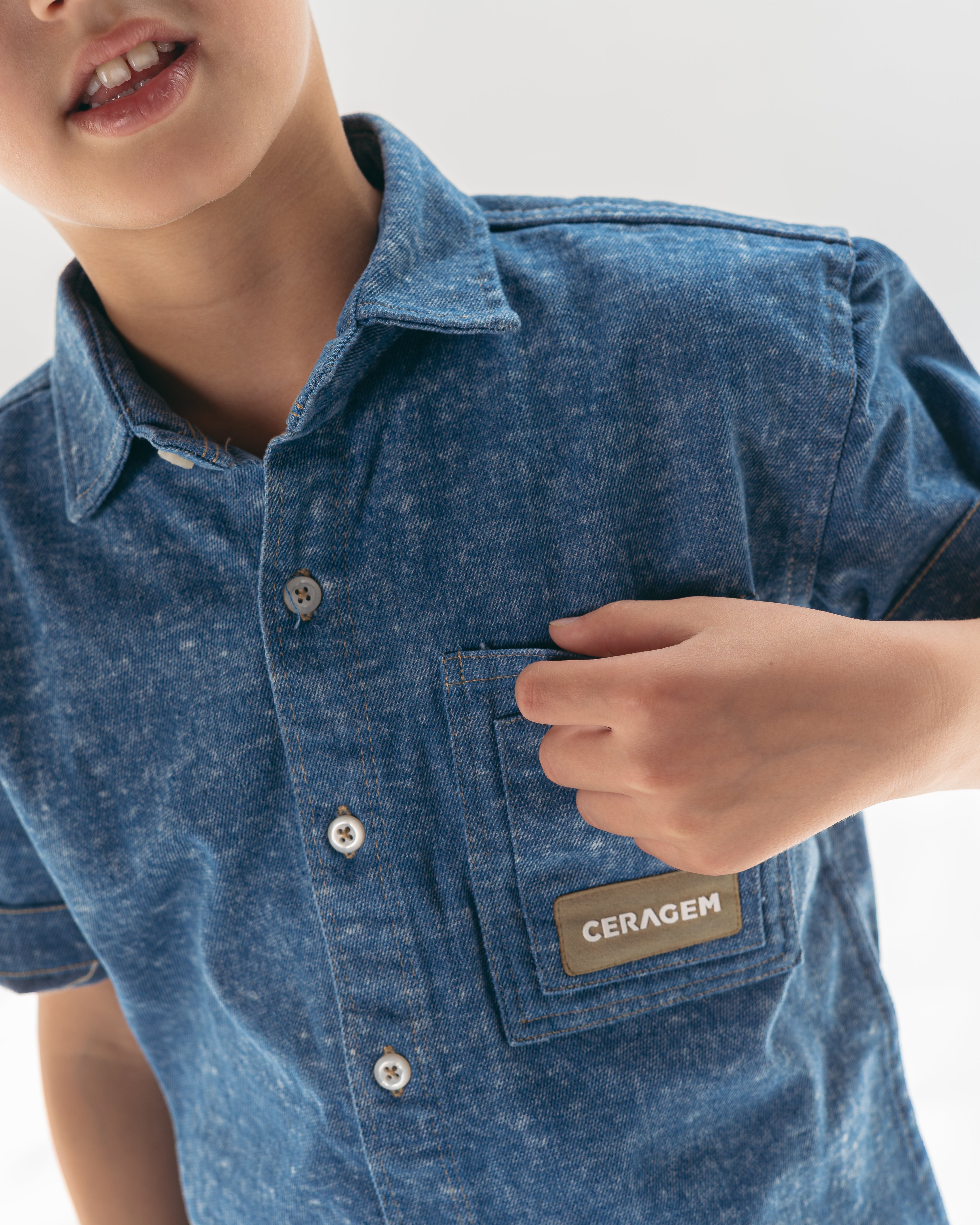 Relaxed denim shirt