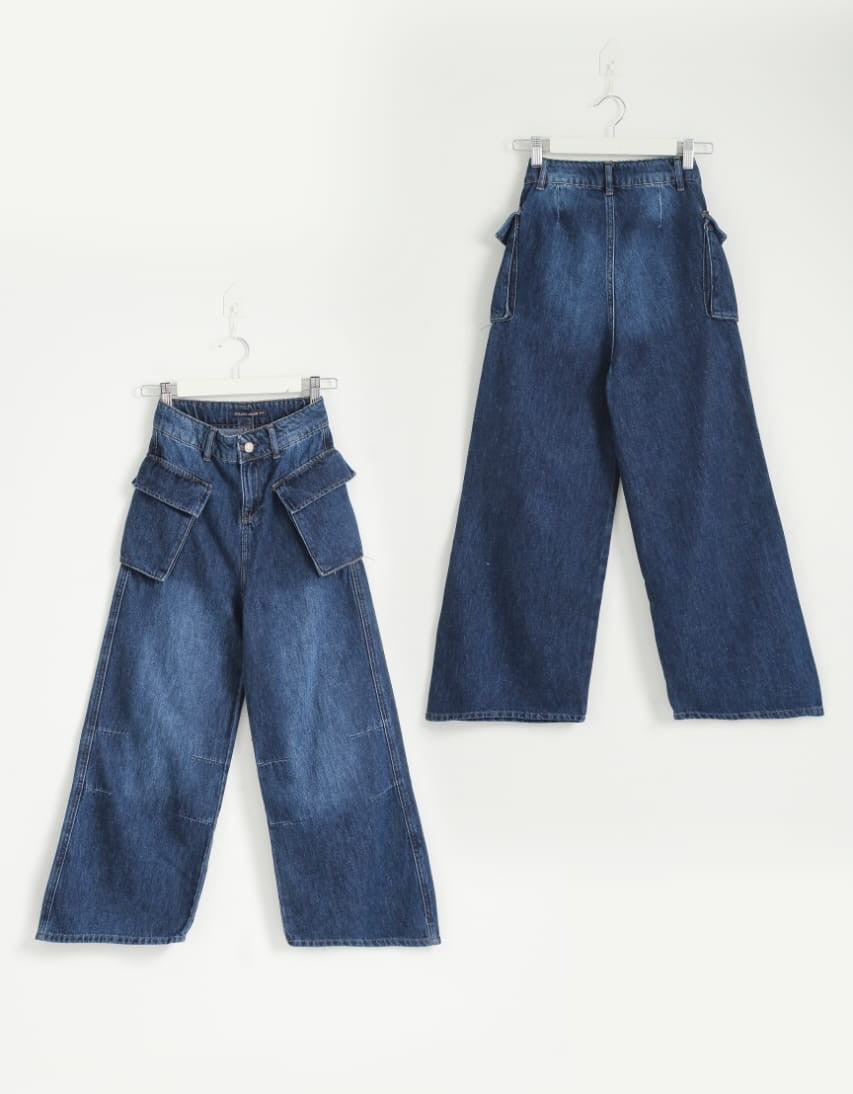 Big Pockets Dark Jeans